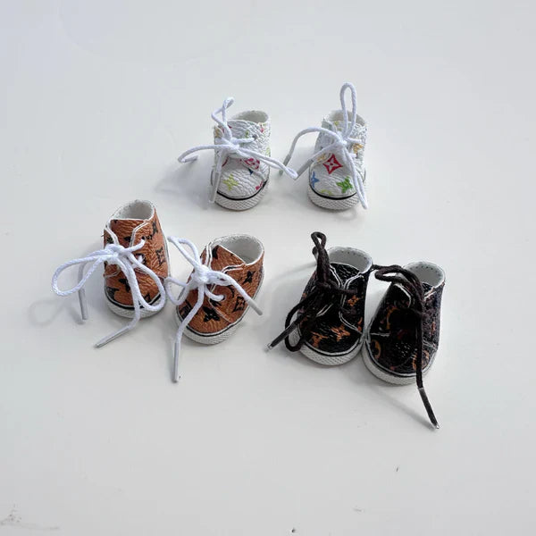 {SHOES]  Shoes Only (No Doll)